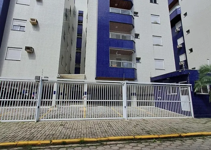 LINDO APARTAMENTO EM UBATUBA NA PRAIA DO ITAGUA, SAUNA, PISCINA, WI-FI, AR CONDICIONADO, 2 VAGAS DE ESTACIONAMENTO e BELA VISTA DA SACADA